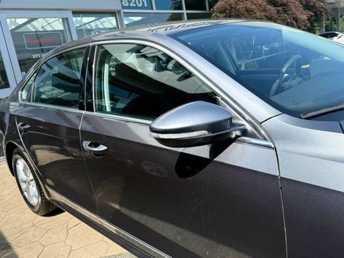 Used 2017 Volkswagen Passat 1.8T S FWD image 43