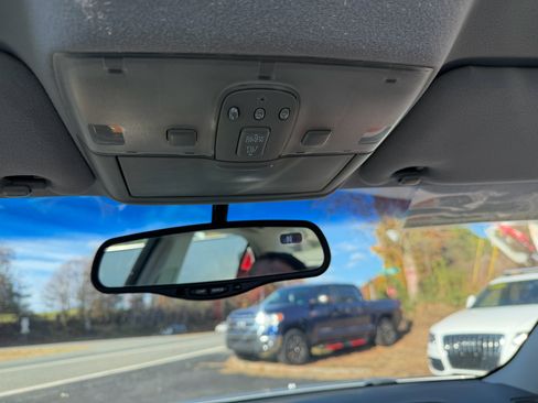 Used 2005 Lexus ES 330 image 14