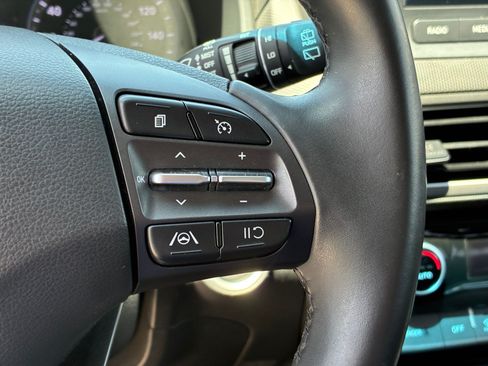 Certified 2022 Hyundai Kona SEL w/ Convenience Package AWD/4WD image 20