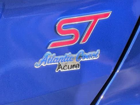 Used 2015 Ford Focus ST image 13