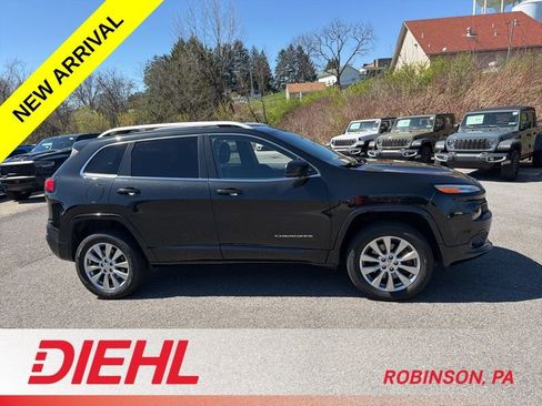 Certified 2016 Jeep Cherokee Overland image 6