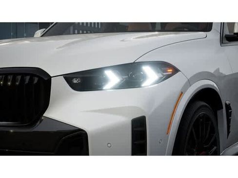 New 2026 BMW X5 xDrive40i w/ M Sport Package AWD/4WD image 6