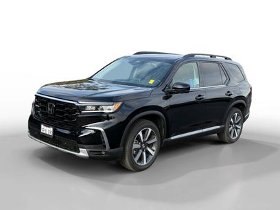 Used 2025 Honda Pilot Elite