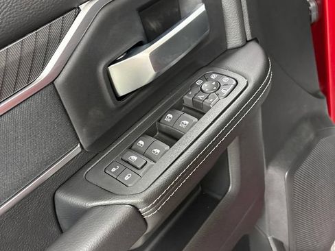 New 2026 RAM 2500 Big Horn AWD/4WD image 17