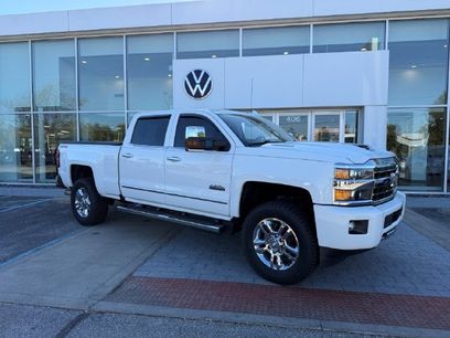 Used 2019 Chevrolet Silverado 2500 High Country w/ Duramax Plus Package