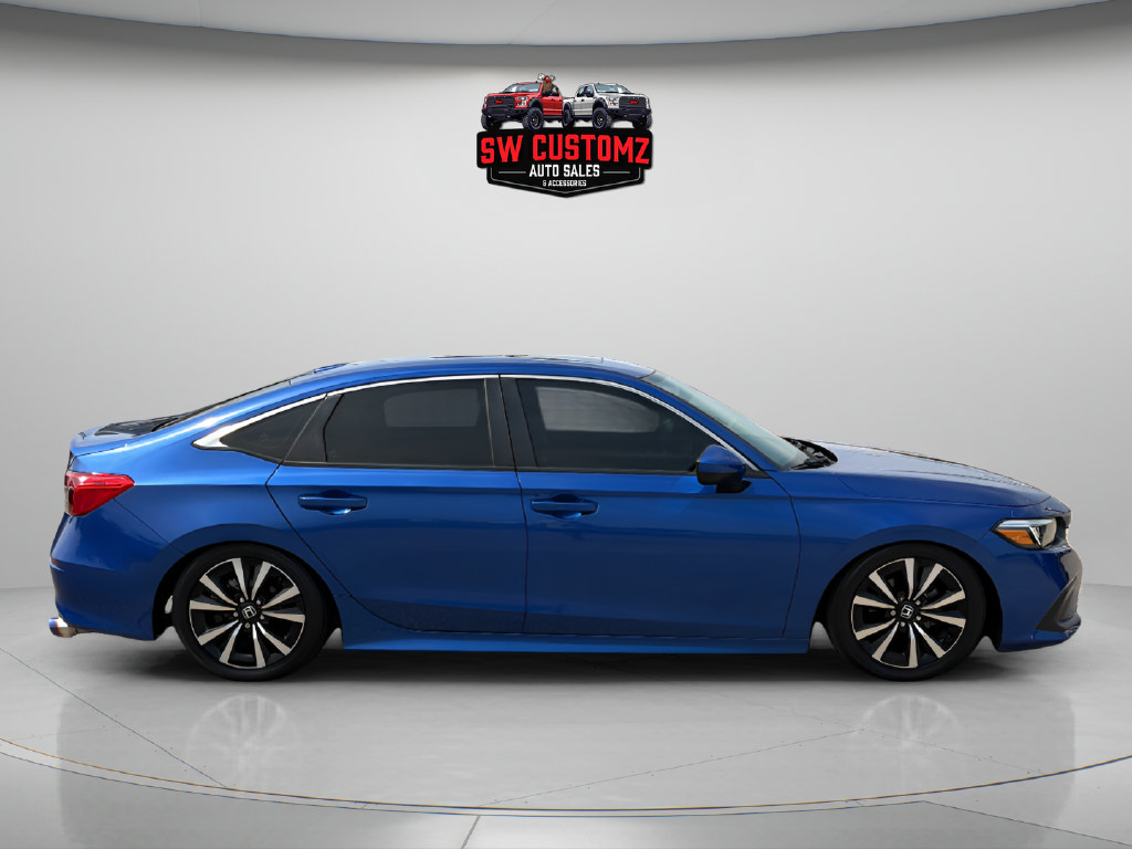 Used 2023 Honda Civic EX image 8