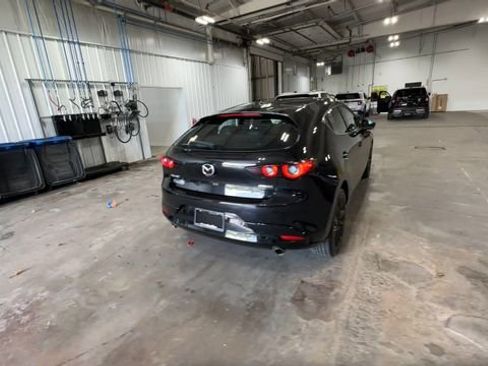 Used 2022 MAZDA MAZDA3 s image 10