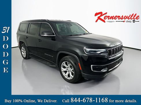 Used 2022 Jeep Wagoneer Series II AWD/4WD image 1