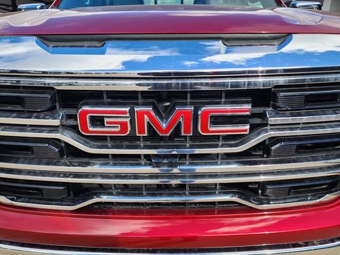 New 2026 GMC Sierra 1500 SLT w/ SLT Premium Plus Package image 10