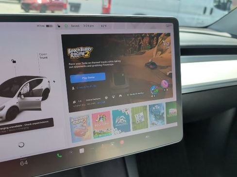 Used 2022 Tesla Model Y Performance image 17