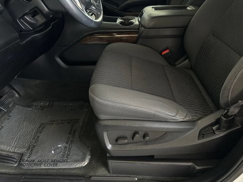 Used 2015 Chevrolet Tahoe LS RWD image 13