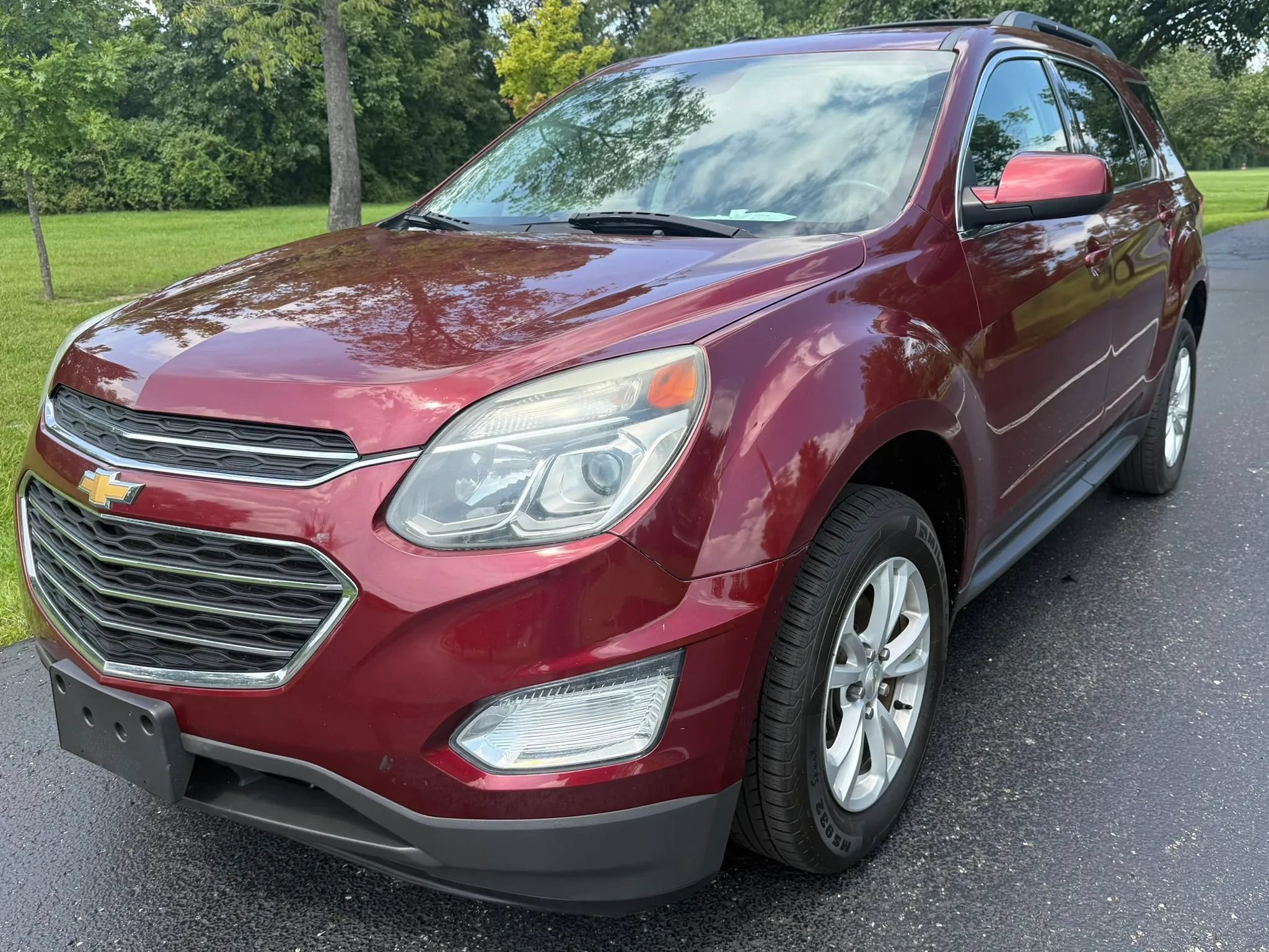 Used 2017 Chevrolet Equinox LT w/ Convenience Package FWD image 1