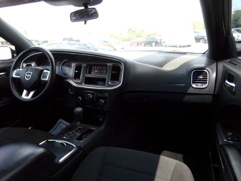 Used 2014 Dodge Charger SE RWD image 23