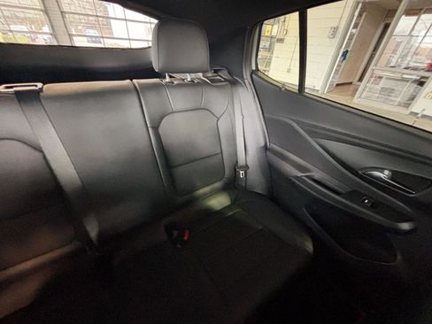 Used 2025 Buick Envista Sport Touring image 37