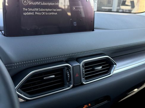 New 2025 MAZDA CX-5 AWD 2.5 S w/ Premium Plus Pkg image 19