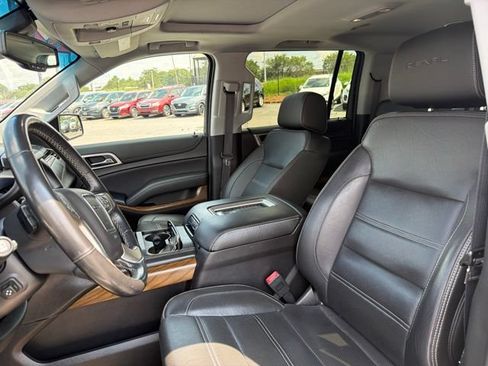 Used 2019 GMC Yukon XL Denali AWD/4WD image 7