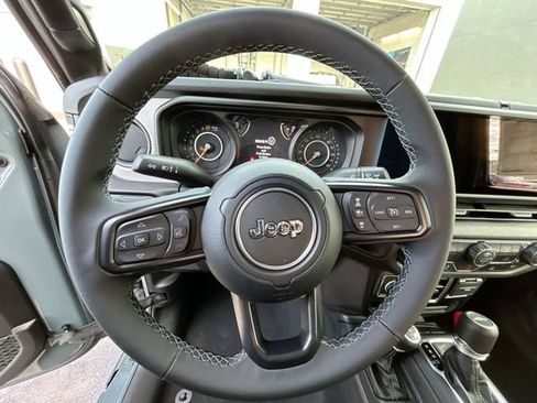 New 2026 Jeep Gladiator Sport AWD/4WD image 15