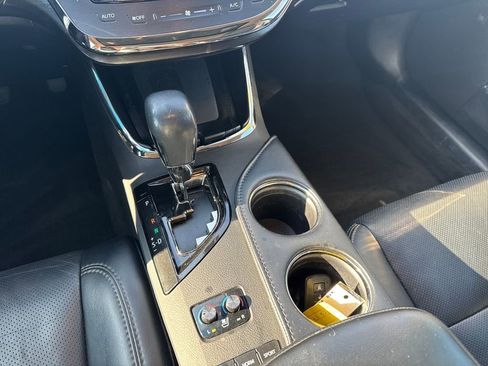 Used 2018 Toyota Avalon Limited w/ All Weather Liner Package image 35
