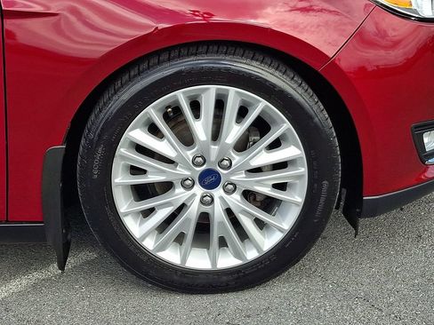 Used 2016 Ford Focus Titanium w/ Exterior Protection Package FWD image 8