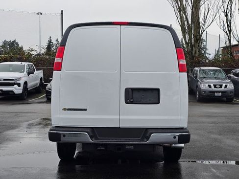 New 2025 Chevrolet Express 3500 w/ Driver Convenience Package image 4