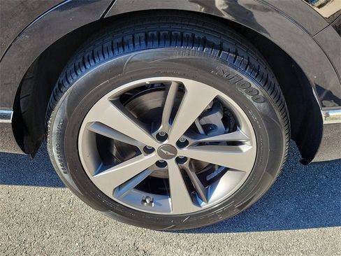 Used 2022 Genesis GV80 2.5T w/ Advanced Package 02 image 9