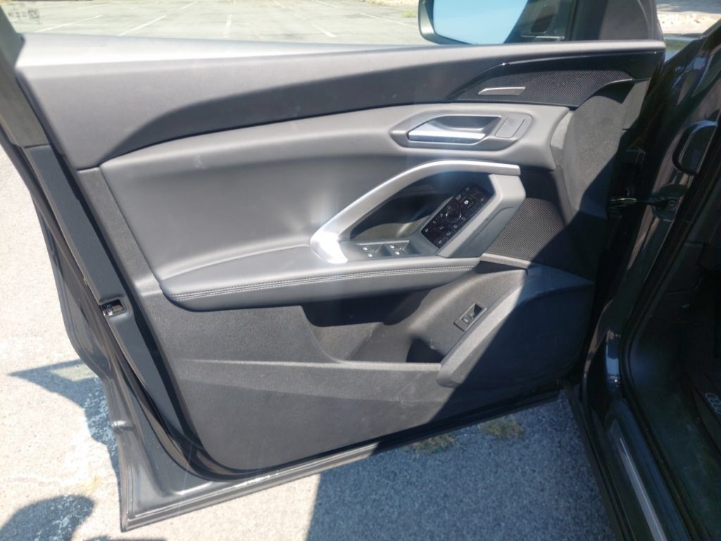 Used 2025 Audi Q5 Prestige AWD/4WD image 16