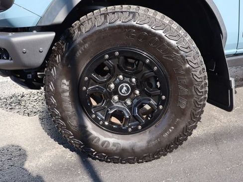 Used 2021 Ford Bronco First Edition AWD/4WD image 3