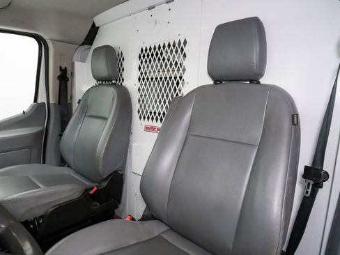 Used 2017 Ford Transit 250 130 Low Roof image 10