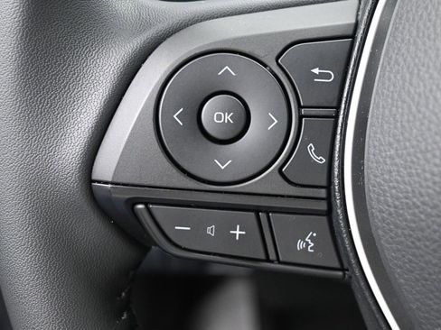 Certified 2025 Toyota Corolla SE image 15