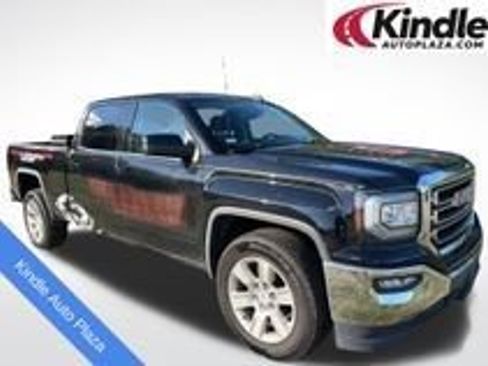Used 2018 GMC Sierra 1500 SLE w/ SLE Value Package AWD/4WD image 31