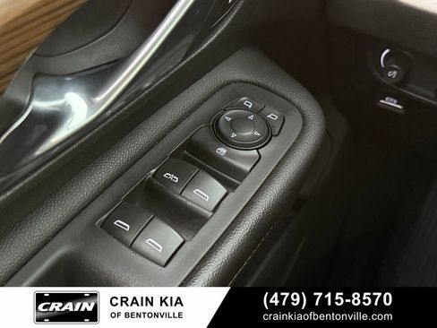 Used 2019 GMC Terrain SLE FWD image 10
