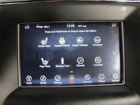 Used 2021 Jeep Grand Cherokee Freedom Edition AWD/4WD image 4