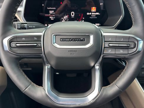 Used 2026 GMC Canyon Denali AWD/4WD image 26