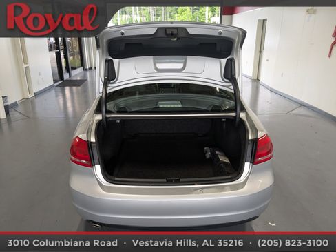 Used 2013 Volkswagen Passat 2.5 SE FWD image 11