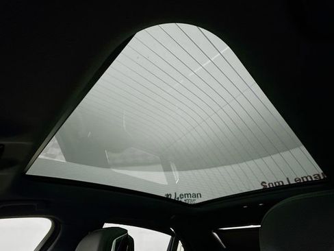 Used 2026 BMW 740i xDrive image 23