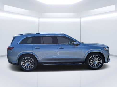 New 2026 Mercedes-Benz GLS 450 4MATIC image 5