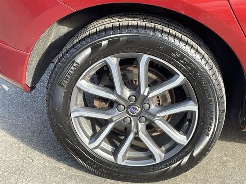 Used 2016 Volvo XC60 T6 image 11