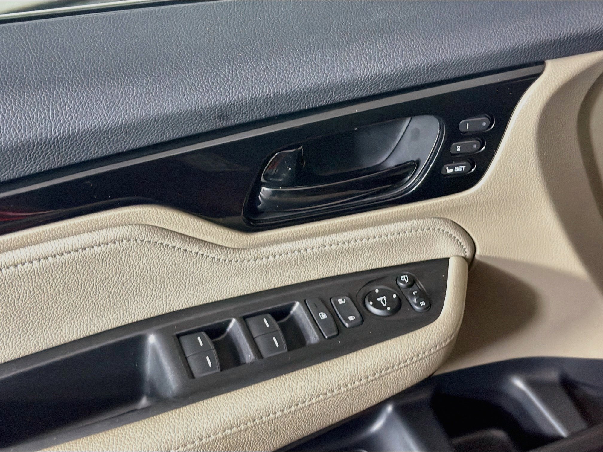Used 2022 Honda Odyssey Elite image 15