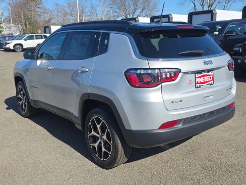 New 2026 Jeep Compass Limited image 9