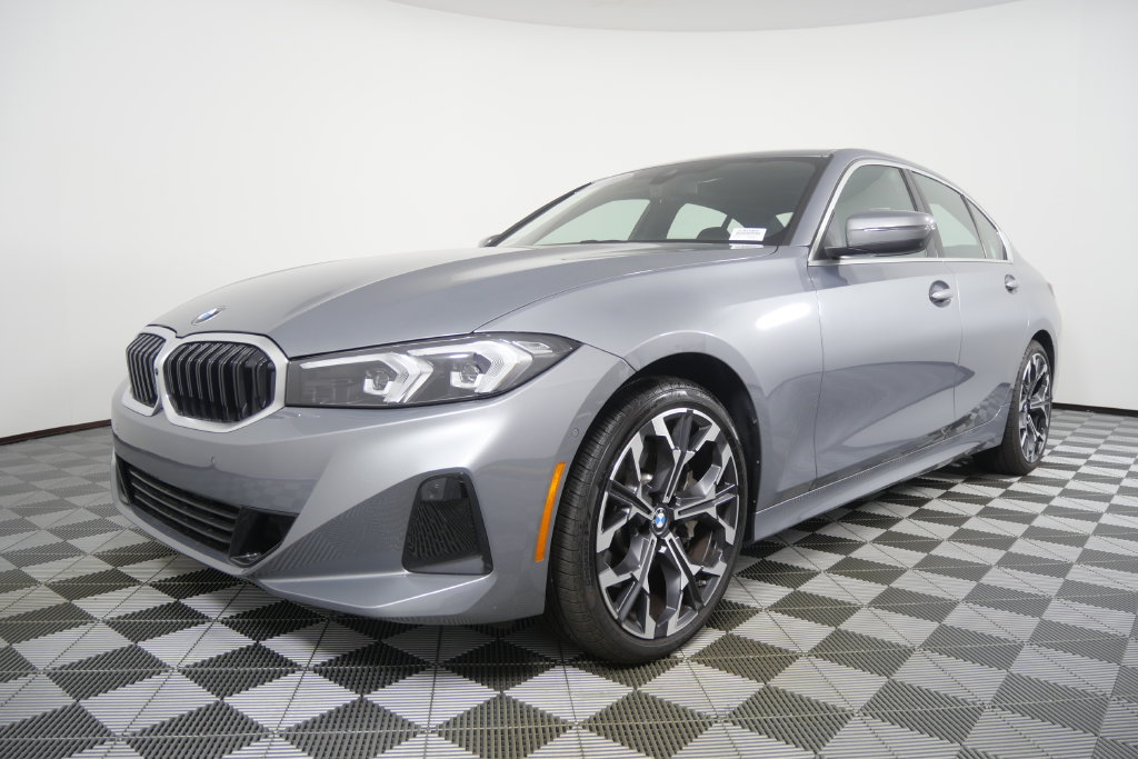 Used 2026 BMW 330i Sedan RWD image 8