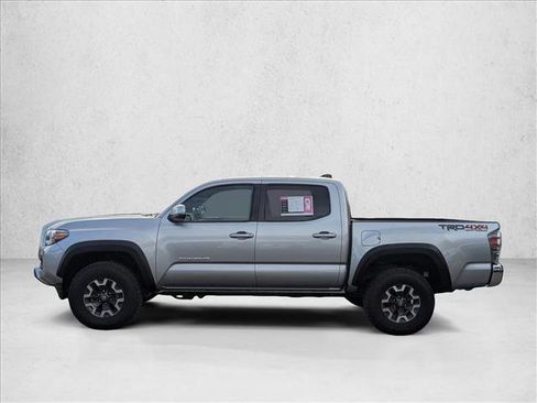 Used 2022 Toyota Tacoma TRD Off-Road image 8