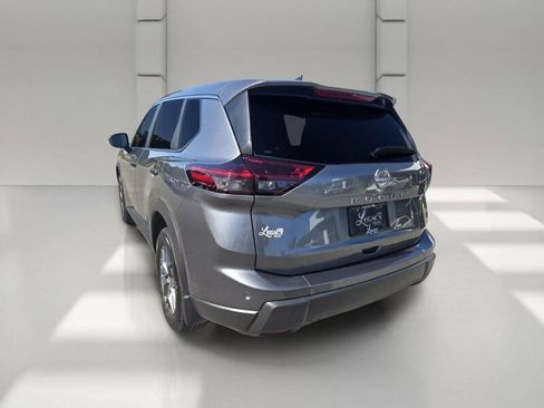 Used 2025 Nissan Rogue S FWD image 5