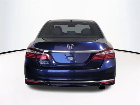 Used 2017 Honda Accord EX-L image 6