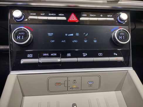 New 2026 Hyundai Santa Fe SE image 34