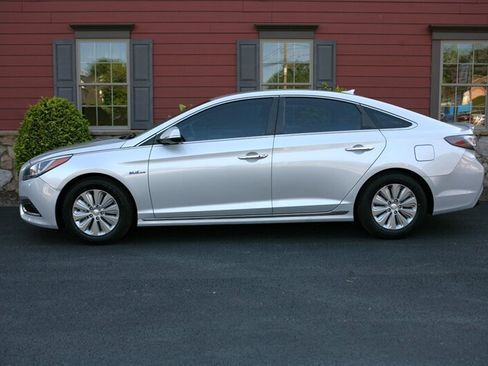 Used 2016 Hyundai Sonata SE FWD image 5