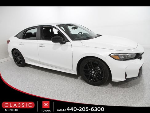 Used 2025 Honda Civic Sport image 1