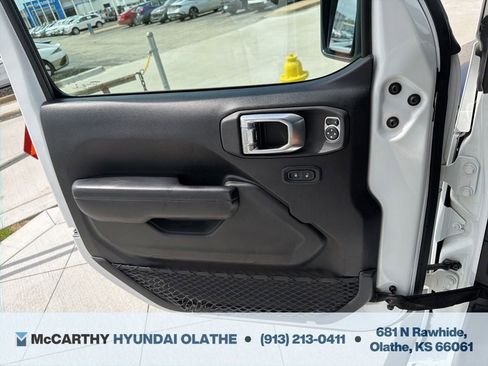 Used 2021 Jeep Wrangler Unlimited Sport AWD/4WD image 36