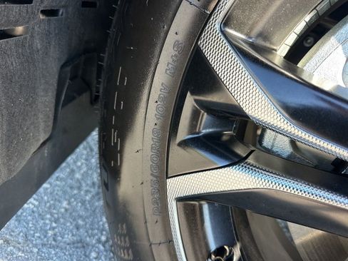 Used 2025 Toyota Sienna Platinum image 36