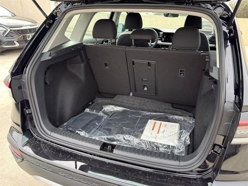 New 2026 Volkswagen Taos S image 9