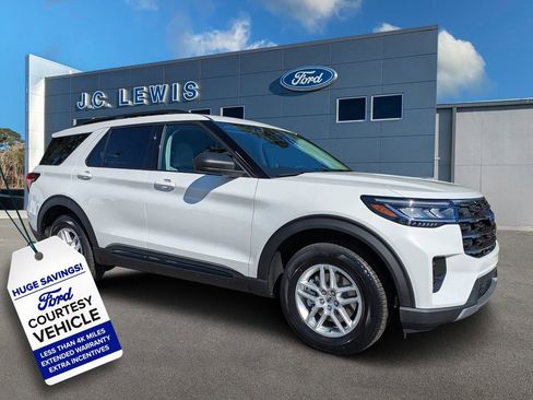 New 2026 Ford Explorer Active w/ Active Comfort Package image 1